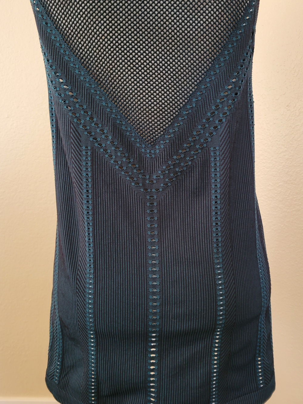 Athleta Oxygen Long Tank Top XL Dark Teal Two-Tone Mesh Seamless Workout Gym - Picture 4 of 10